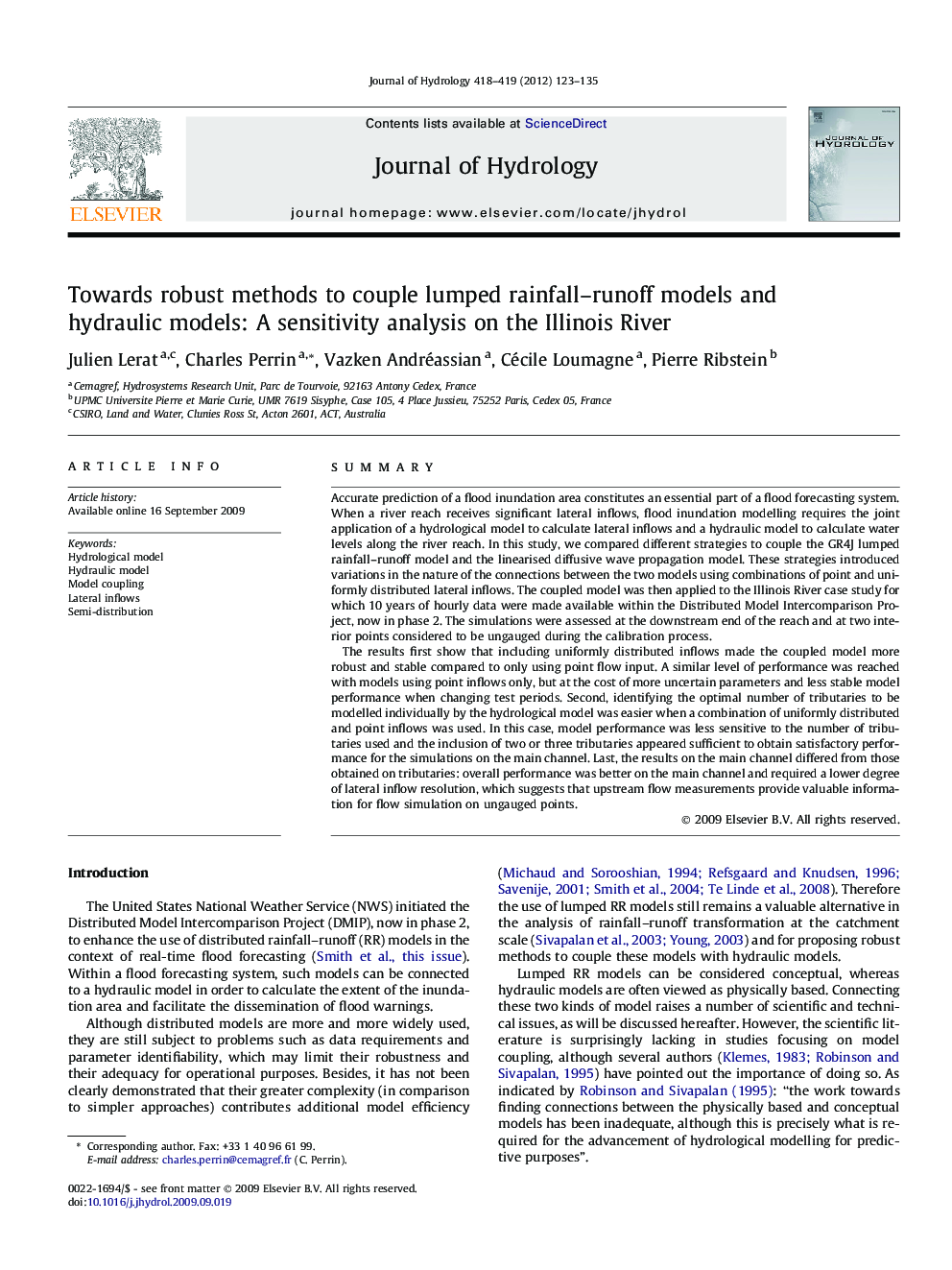 Towards robust methods to couple lumped rainfall–runoff models and hydraulic models: A sensitivity analysis on the Illinois River