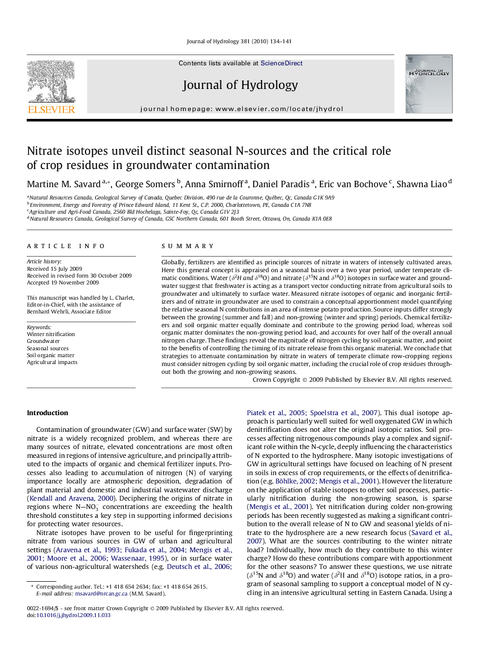 Nitrate isotopes unveil distinct seasonal N-sources and the critical role of crop residues in groundwater contamination