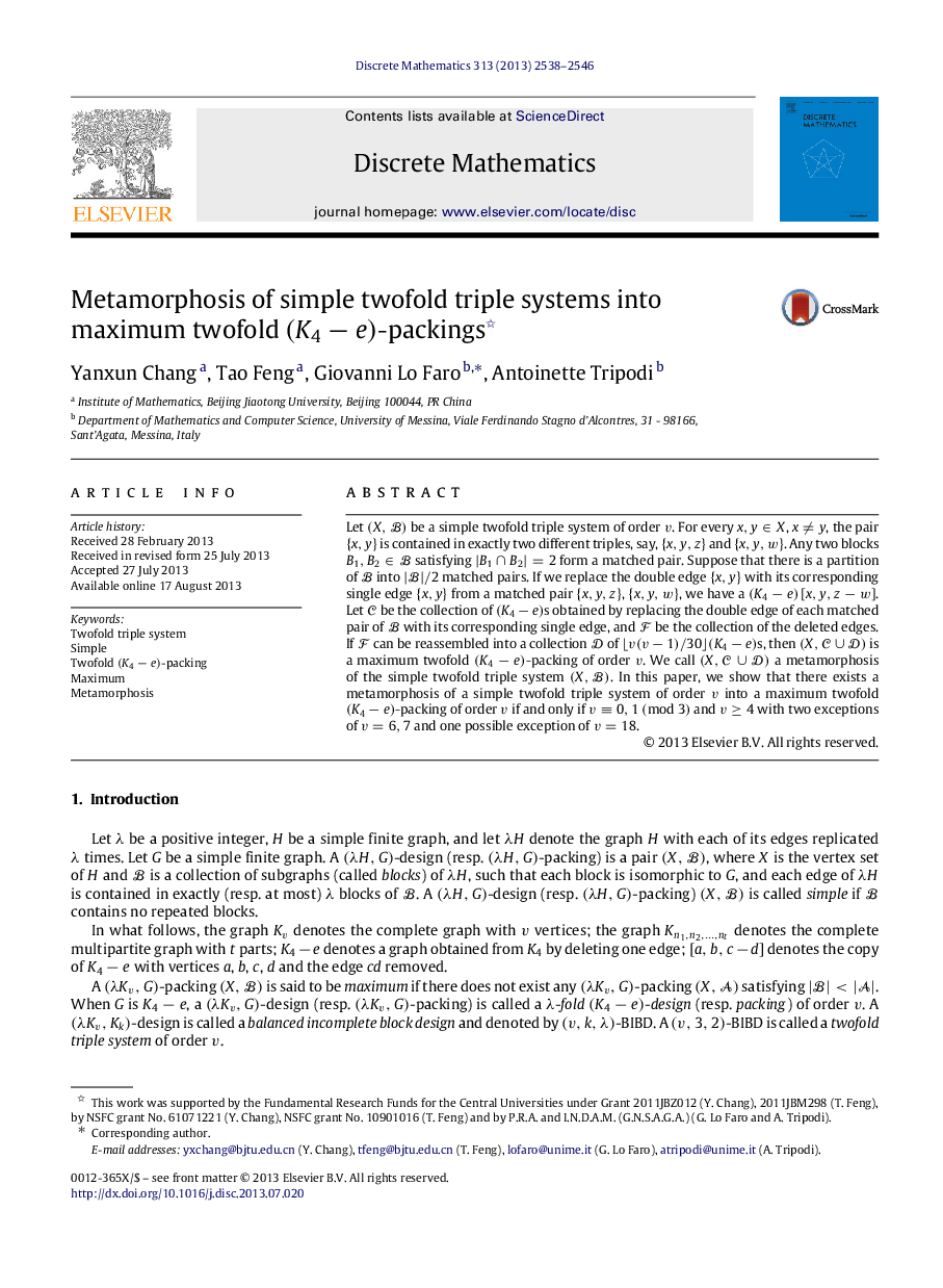 Metamorphosis of simple twofold triple systems into maximum twofold (K4âe)-packings