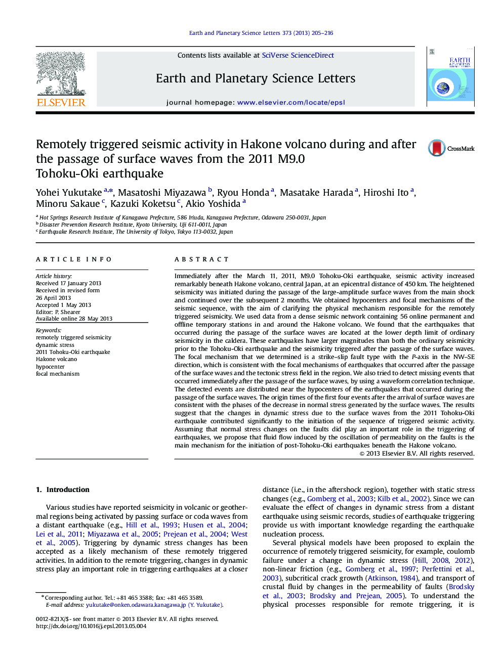 Remotely triggered seismic activity in Hakone volcano during and after the passage of surface waves from the 2011 M9.0 Tohoku-Oki earthquake