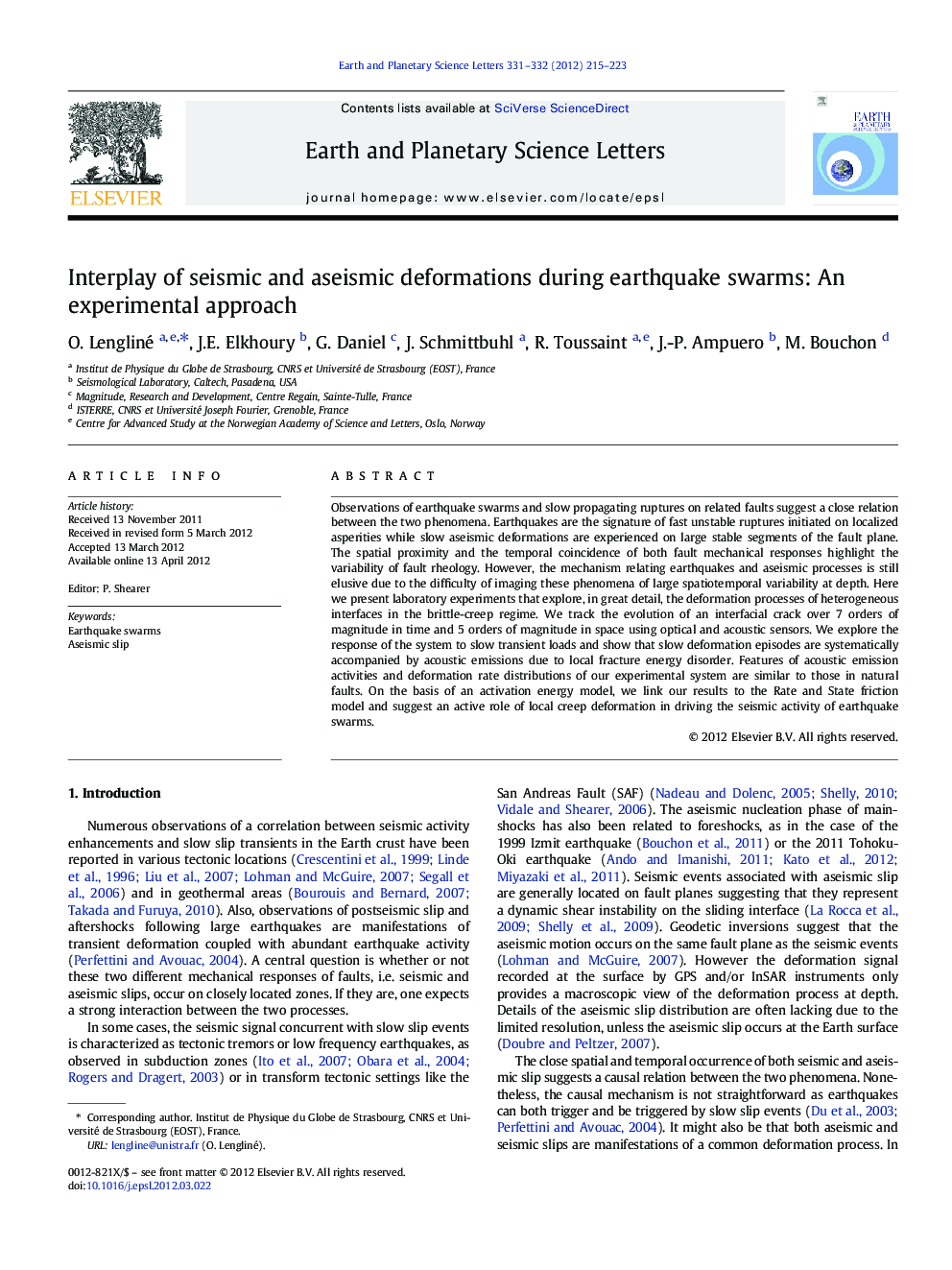 Interplay of seismic and aseismic deformations during earthquake swarms: An experimental approach