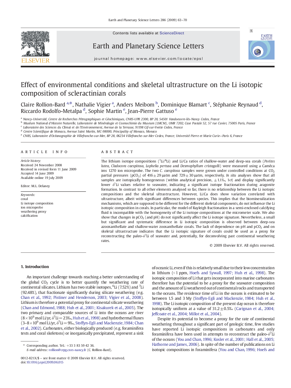 Effect of environmental conditions and skeletal ultrastructure on the Li isotopic composition of scleractinian corals