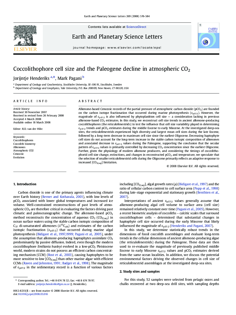 Coccolithophore cell size and the Paleogene decline in atmospheric CO2