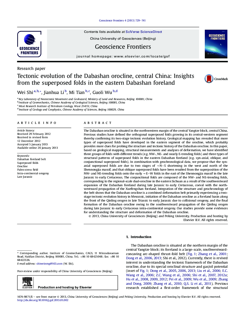 Tectonic evolution of the Dabashan orocline, central China: Insights from the superposed folds in the eastern Dabashan foreland 