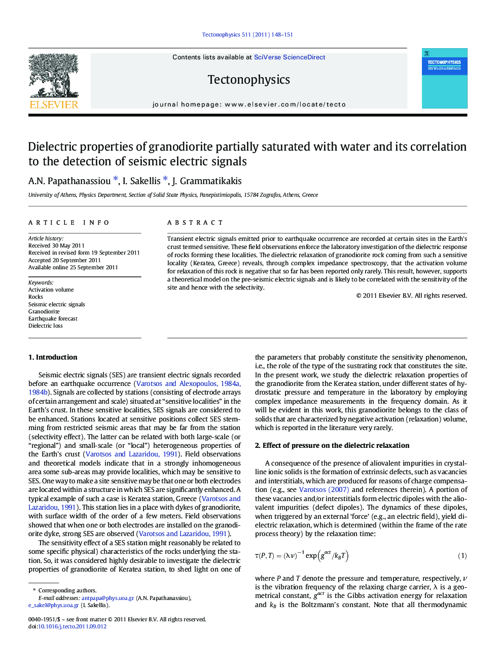 Dielectric properties of granodiorite partially saturated with water and its correlation to the detection of seismic electric signals