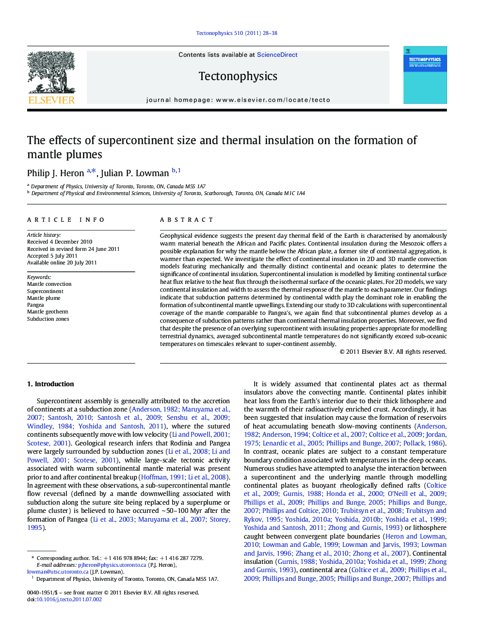 The effects of supercontinent size and thermal insulation on the formation of mantle plumes