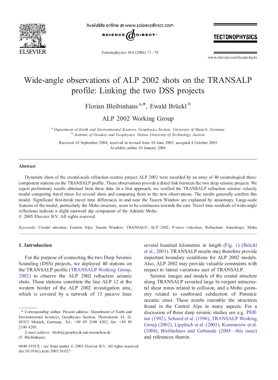 Wide-angle observations of ALP 2002 shots on the TRANSALP profile: Linking the two DSS projects