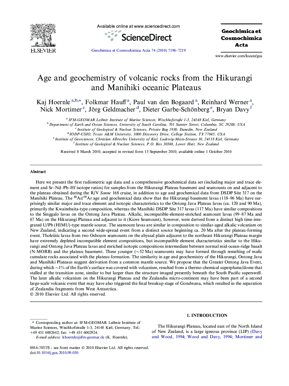 Age and geochemistry of volcanic rocks from the Hikurangi and Manihiki oceanic Plateaus