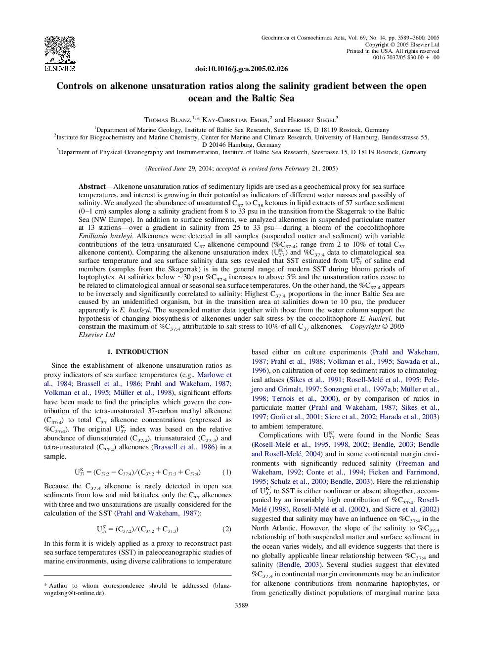 Controls on alkenone unsaturation ratios along the salinity gradient between the open ocean and the Baltic Sea