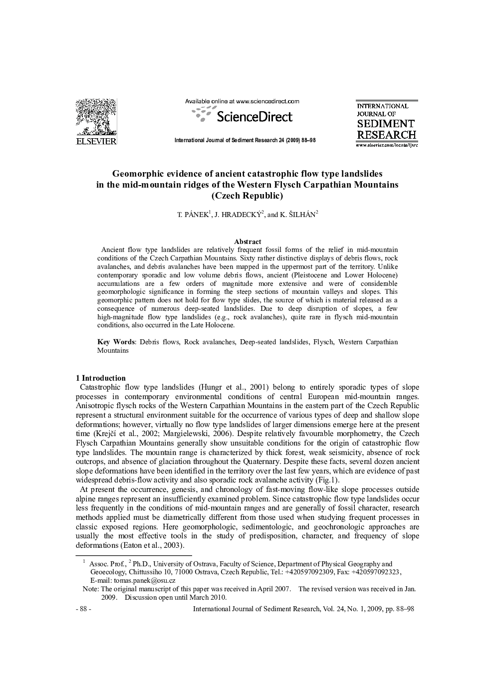 Geomorphic evidence of ancient catastrophic flow type landslides in the mid-mountain ridges of the Western Flysch Carpathian Mountains (Czech Republic) 