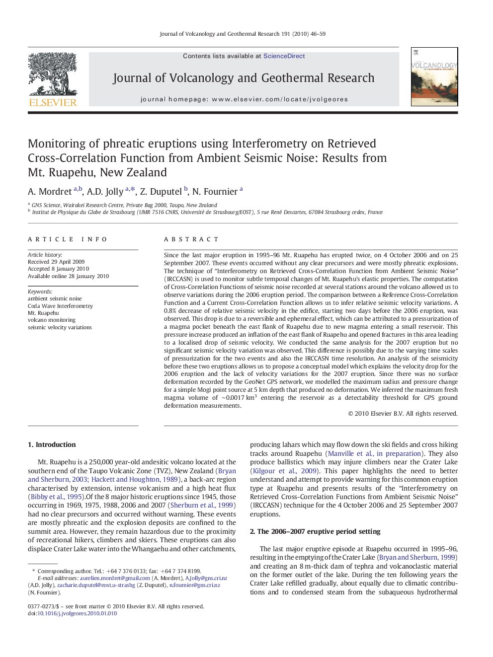 Monitoring of phreatic eruptions using Interferometry on Retrieved Cross-Correlation Function from Ambient Seismic Noise: Results from Mt. Ruapehu, New Zealand