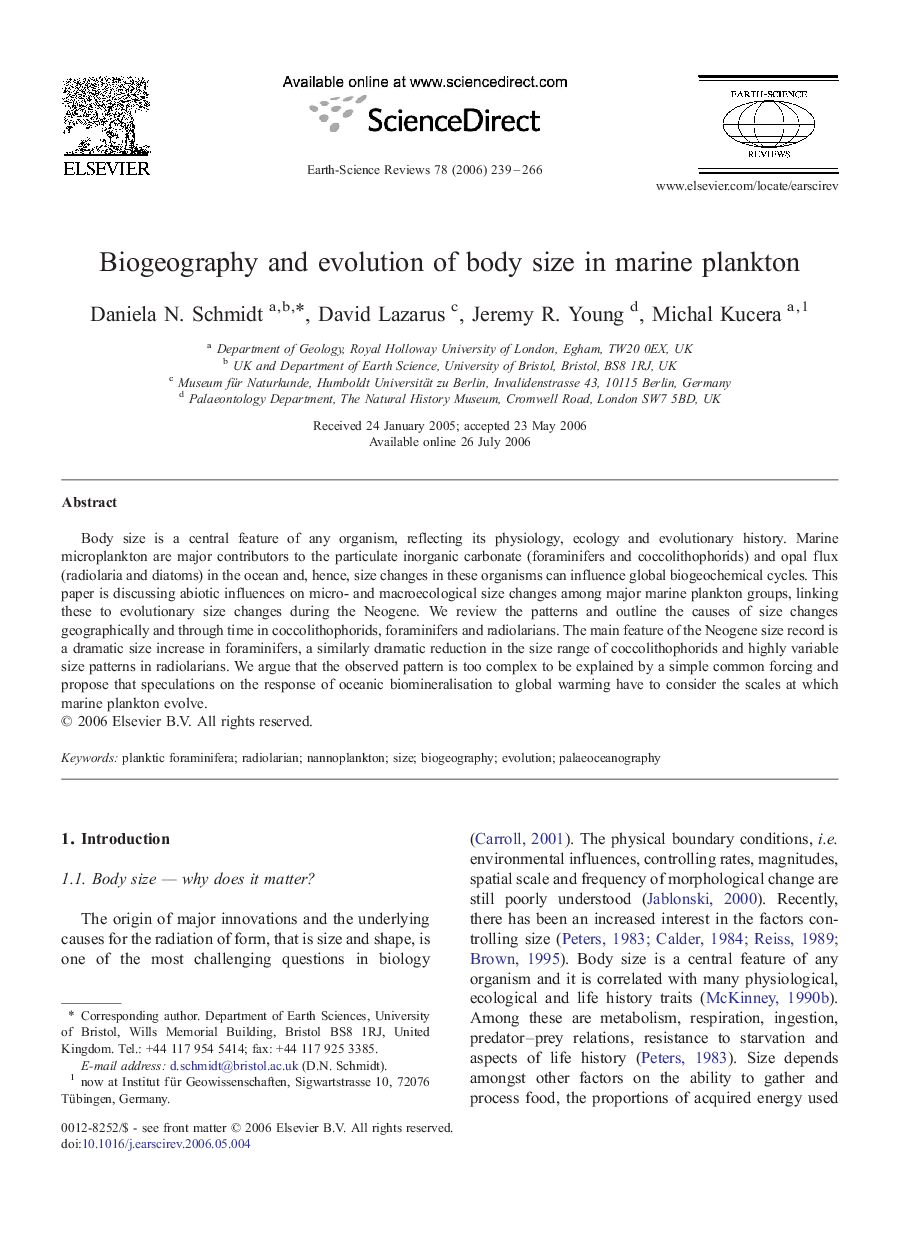 Biogeography and evolution of body size in marine plankton