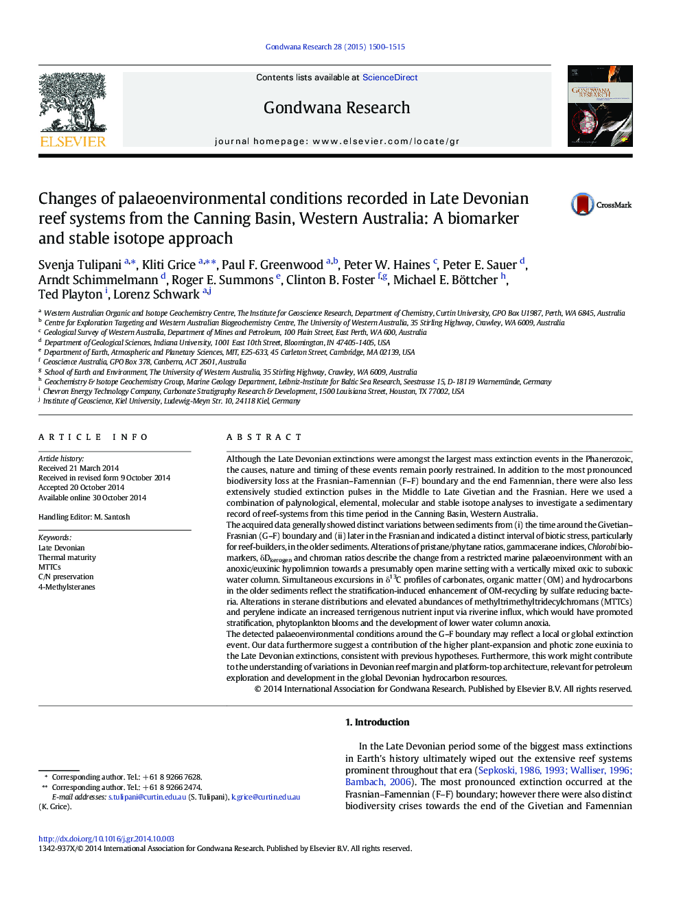 Changes of palaeoenvironmental conditions recorded in Late Devonian reef systems from the Canning Basin, Western Australia: A biomarker and stable isotope approach