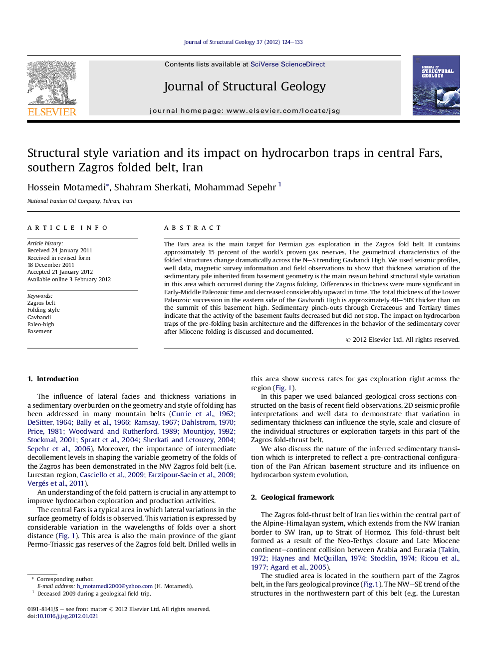 Structural style variation and its impact on hydrocarbon traps in central Fars, southern Zagros folded belt, Iran