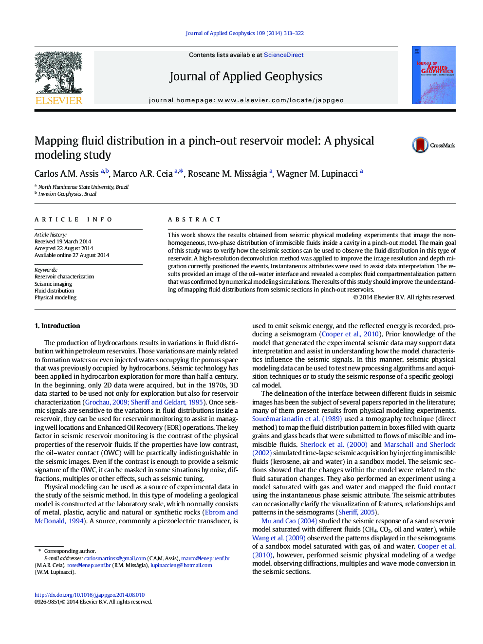 Mapping fluid distribution in a pinch-out reservoir model: A physical modeling study