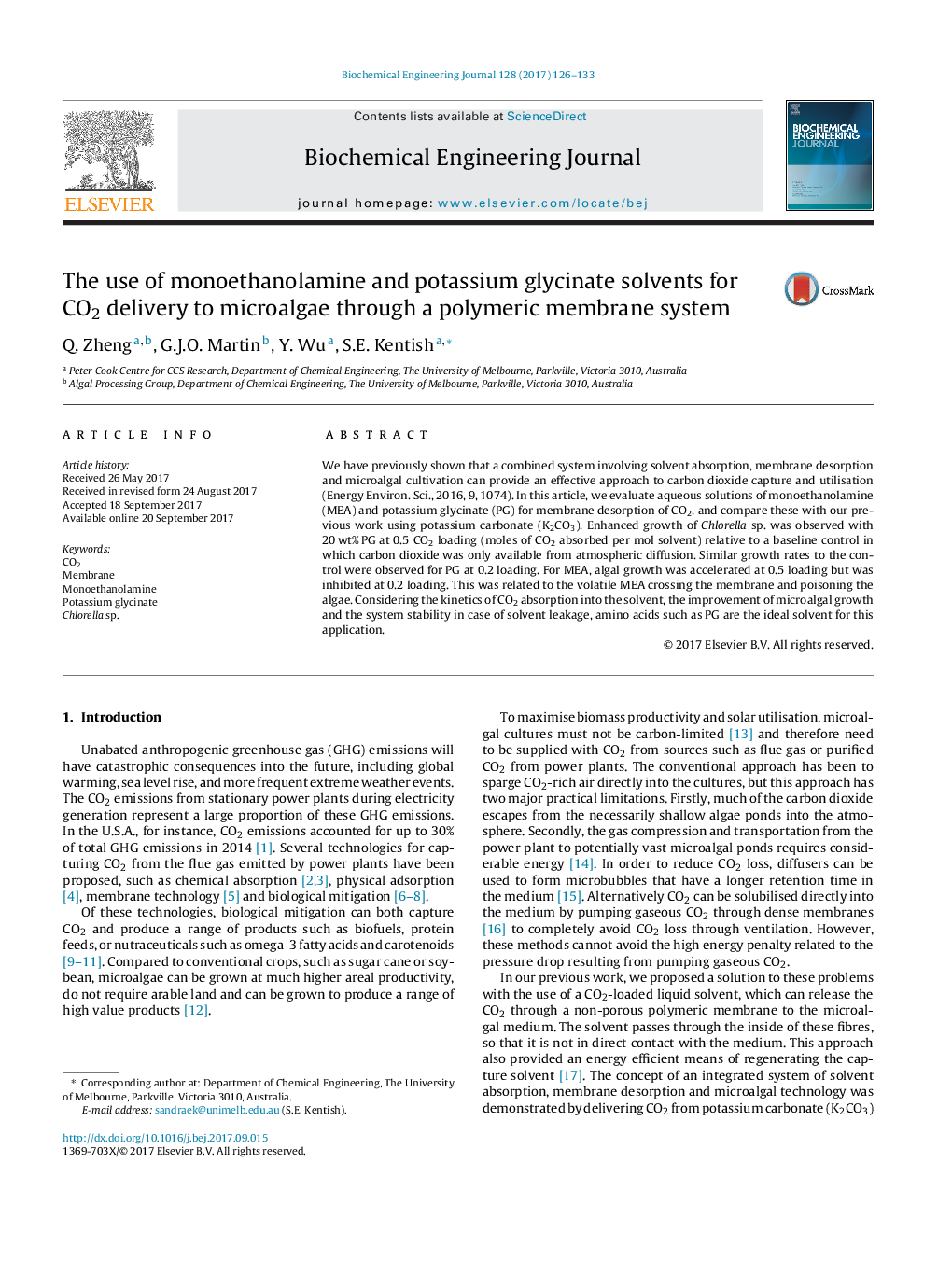 The use of monoethanolamine and potassium glycinate solvents for CO2 delivery to microalgae through a polymeric membrane system