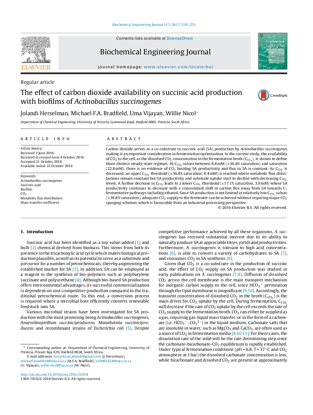 Regular articleThe effect of carbon dioxide availability on succinic acid production with biofilms of Actinobacillus succinogenes