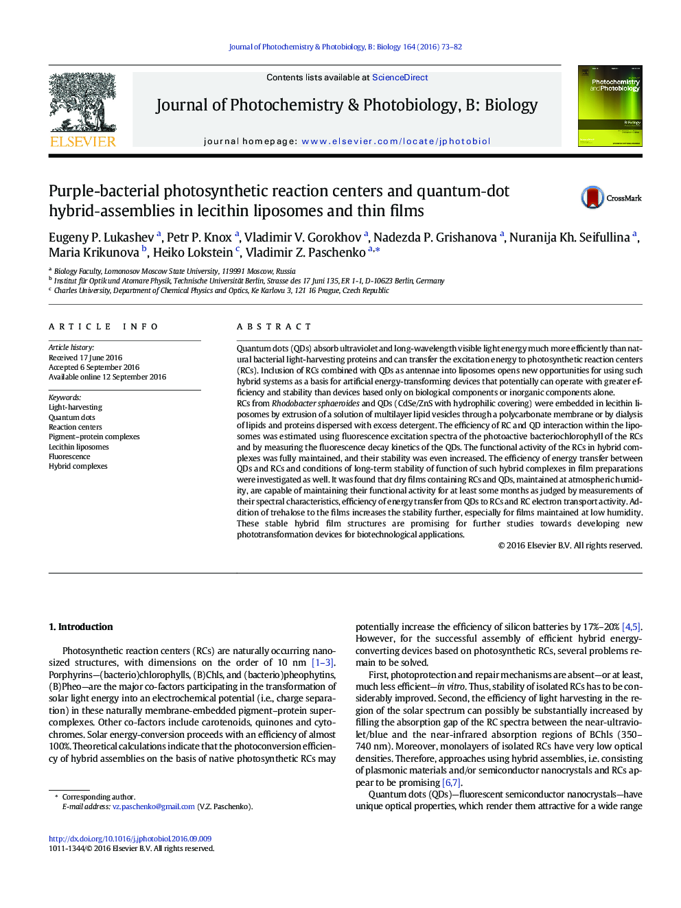 Purple-bacterial photosynthetic reaction centers and quantumâdot hybridâassemblies in lecithin liposomes and thin films