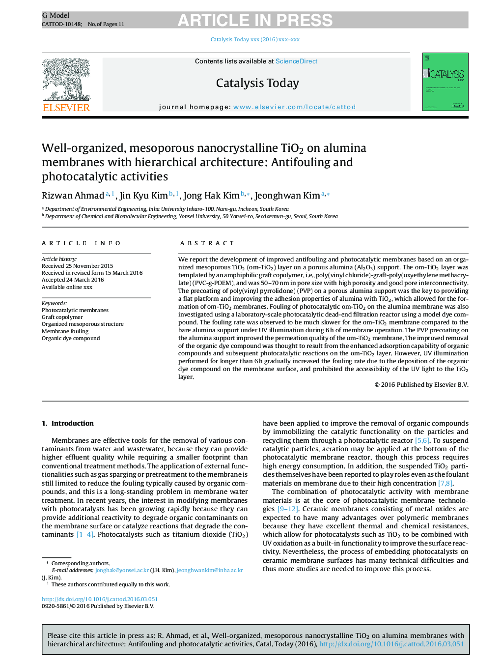 Well-organized, mesoporous nanocrystalline TiO2 on alumina membranes with hierarchical architecture: Antifouling and photocatalytic activities