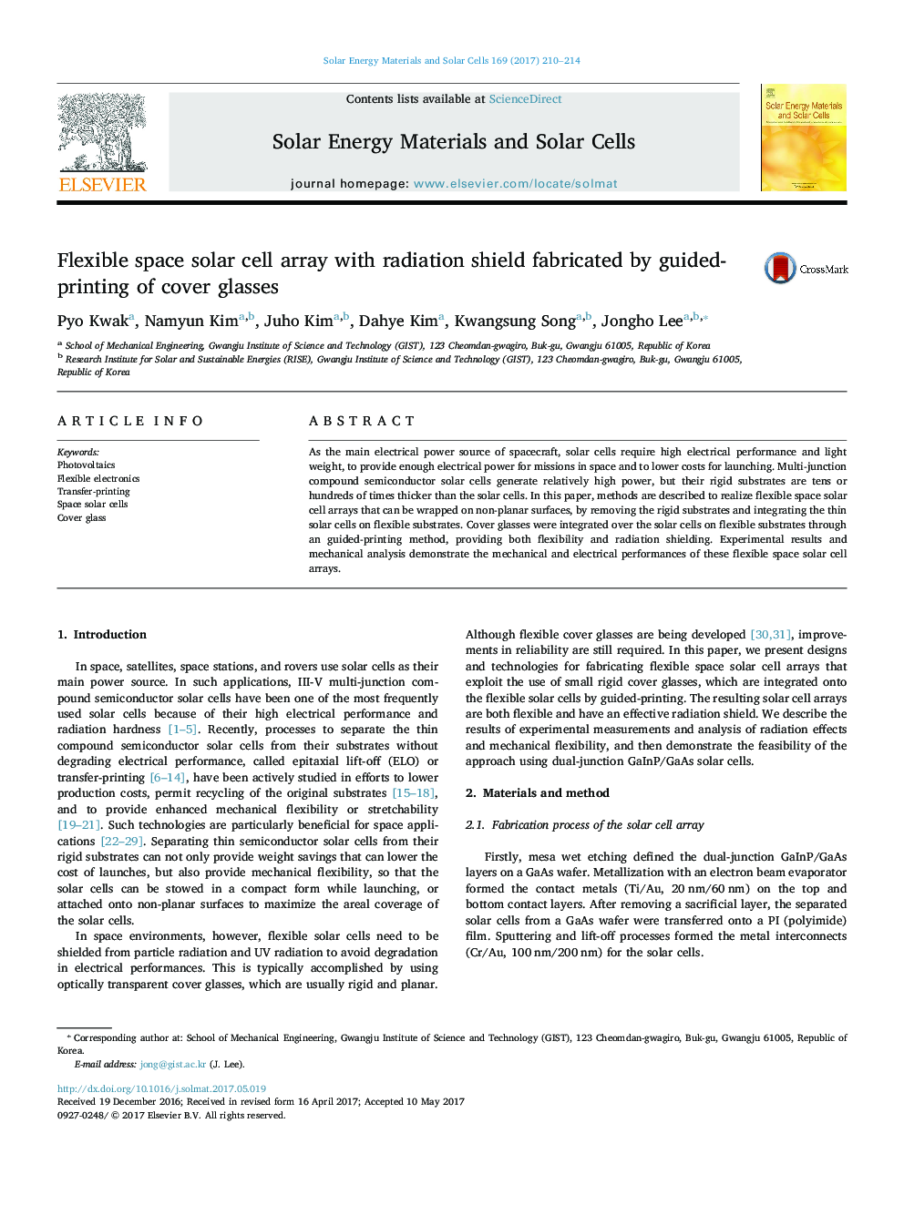 Flexible space solar cell array with radiation shield fabricated by guided-printing of cover glasses