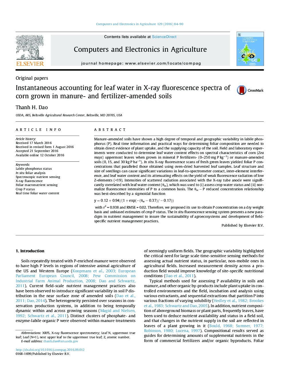 Instantaneous accounting for leaf water in X-ray fluorescence spectra of corn grown in manure- and fertilizer-amended soils