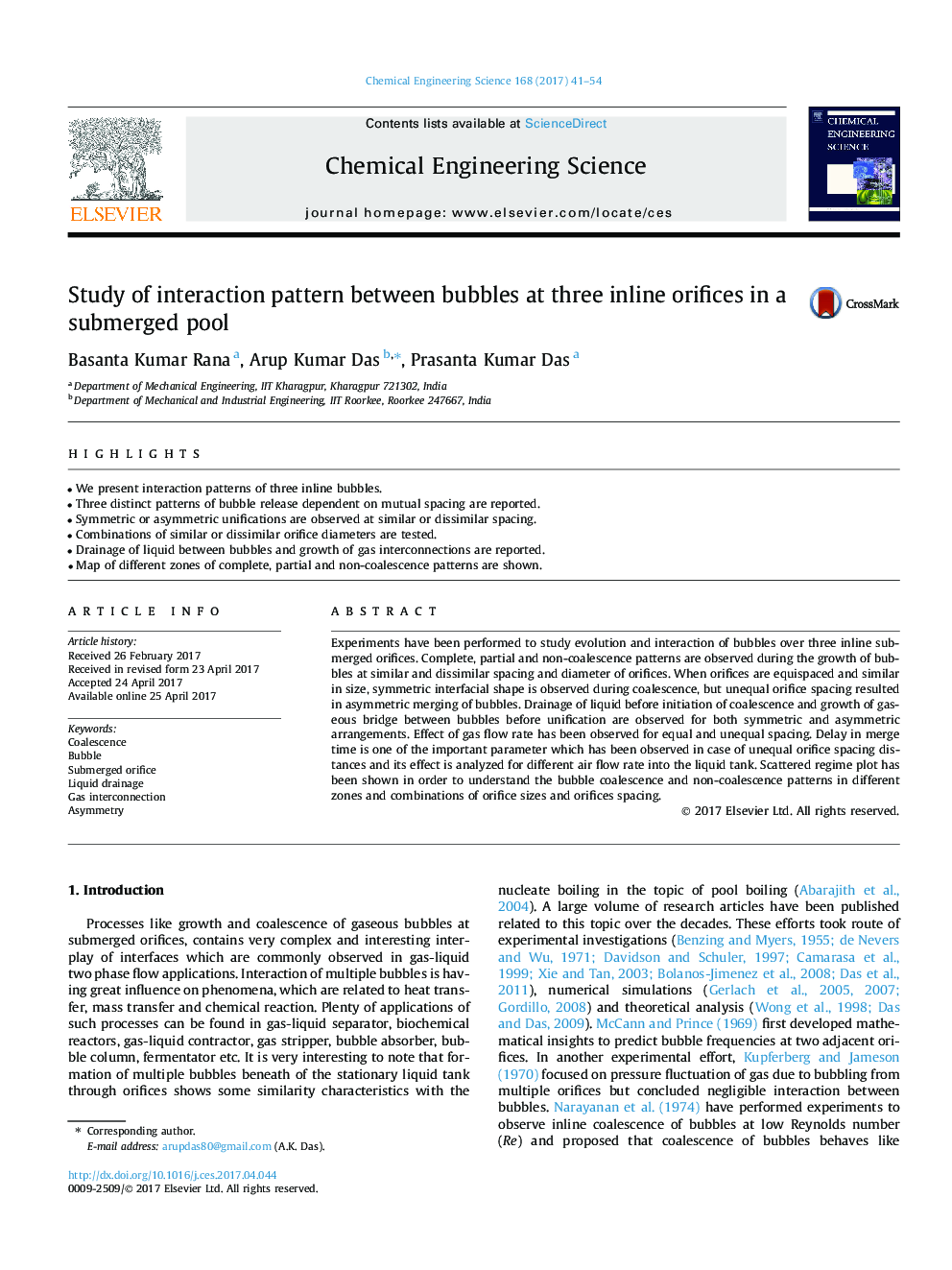 Study of interaction pattern between bubbles at three inline orifices in a submerged pool