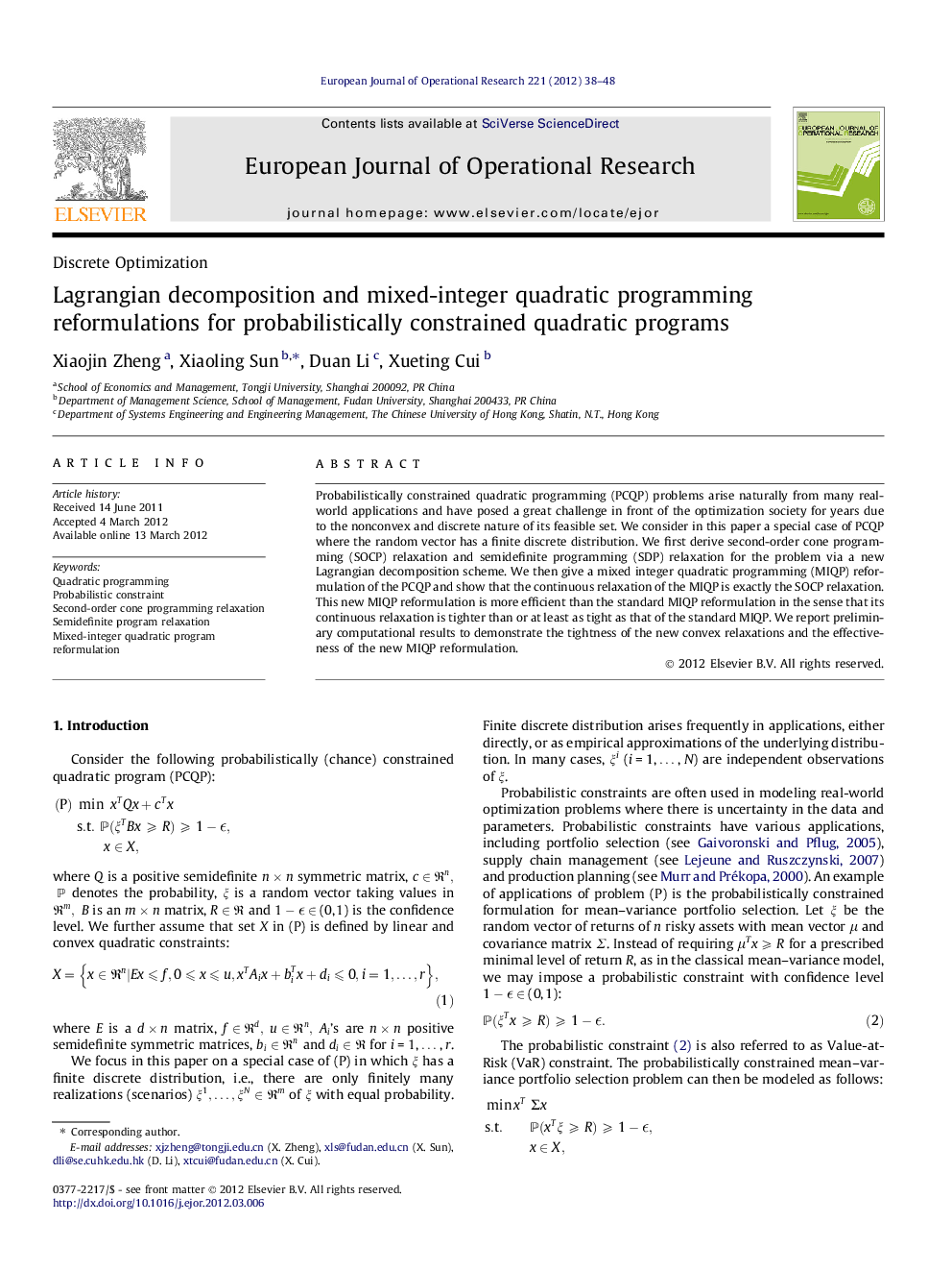 Lagrangian decomposition and mixed-integer quadratic programming reformulations for probabilistically constrained quadratic programs