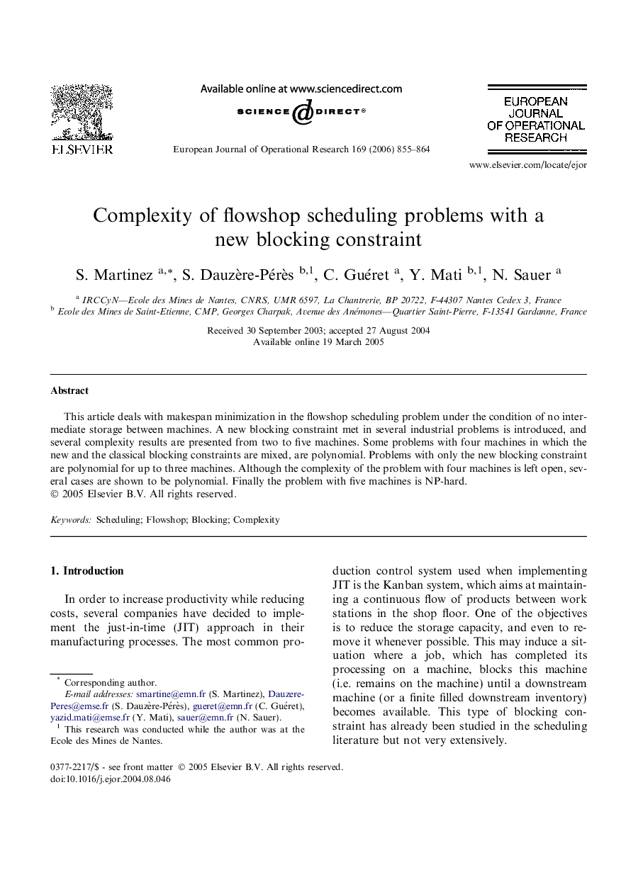 Complexity of flowshop scheduling problems with a new blocking constraint