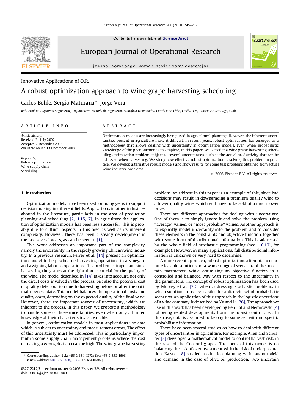 A robust optimization approach to wine grape harvesting scheduling