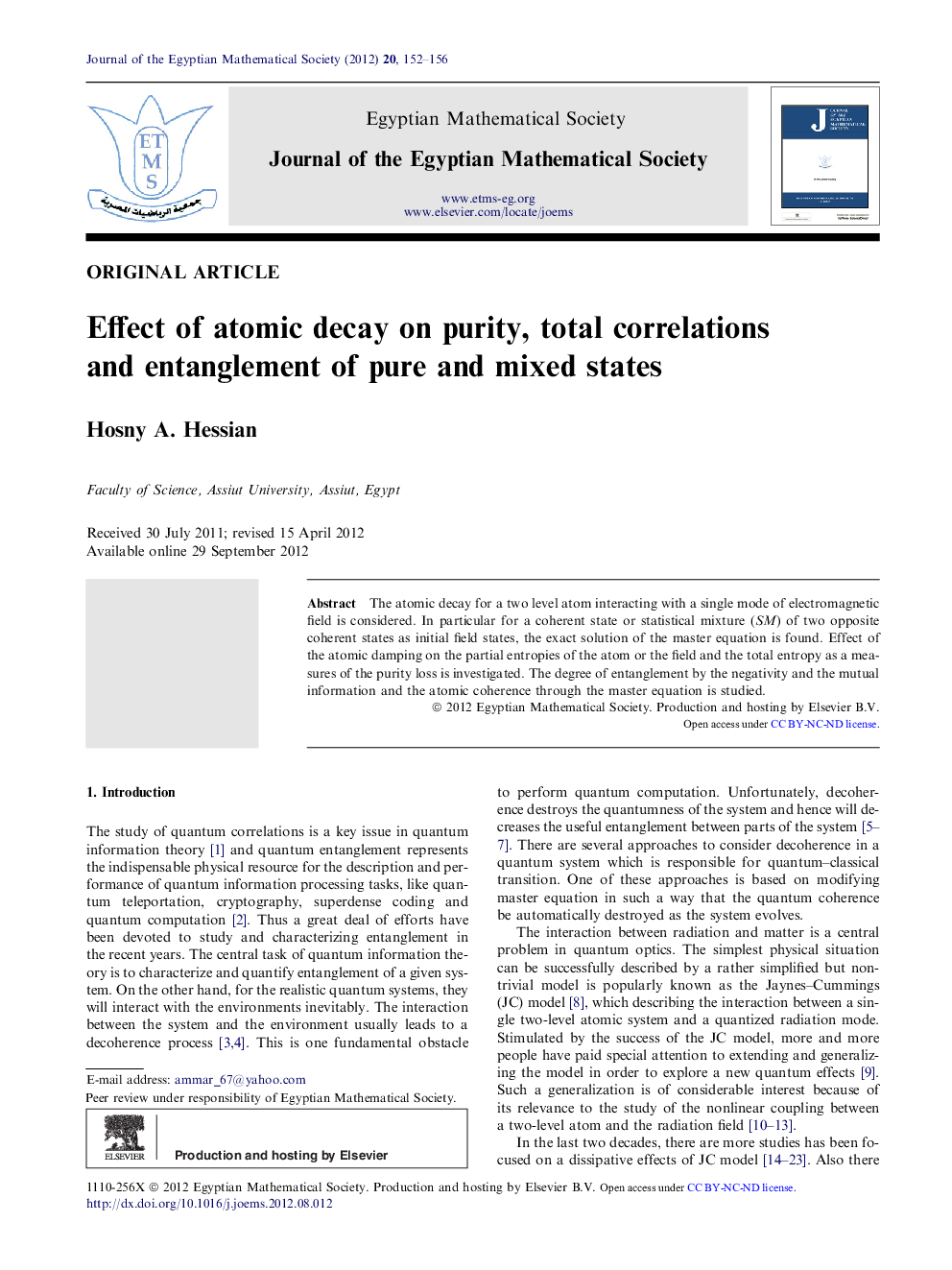 Effect of atomic decay on purity, total correlations and entanglement of pure and mixed states 