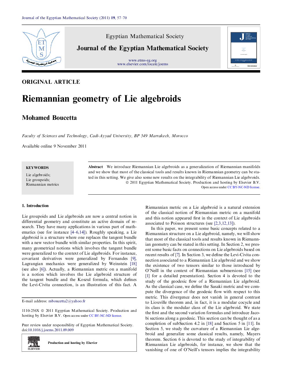 Riemannian geometry of Lie algebroids