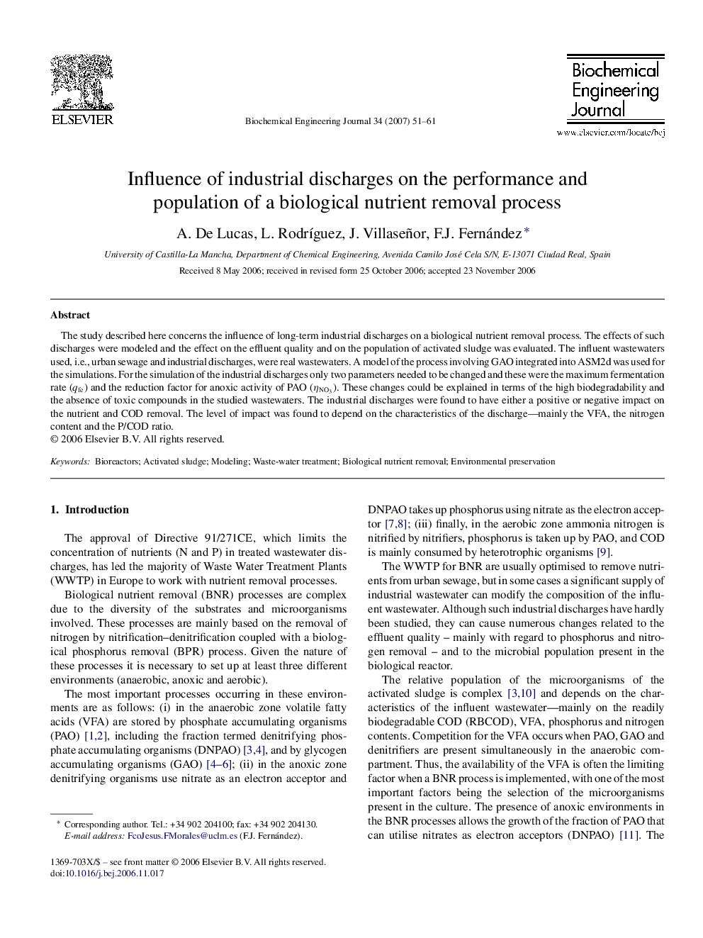 Influence of industrial discharges on the performance and population of a biological nutrient removal process