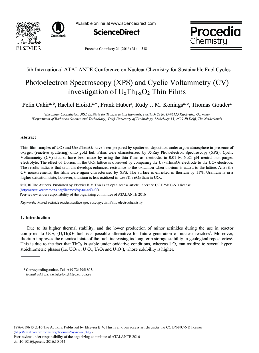Photoelectron Spectroscopy (XPS) and Cyclic Voltammetry (CV) Investigation of UxTh1-xO2 Thin Films