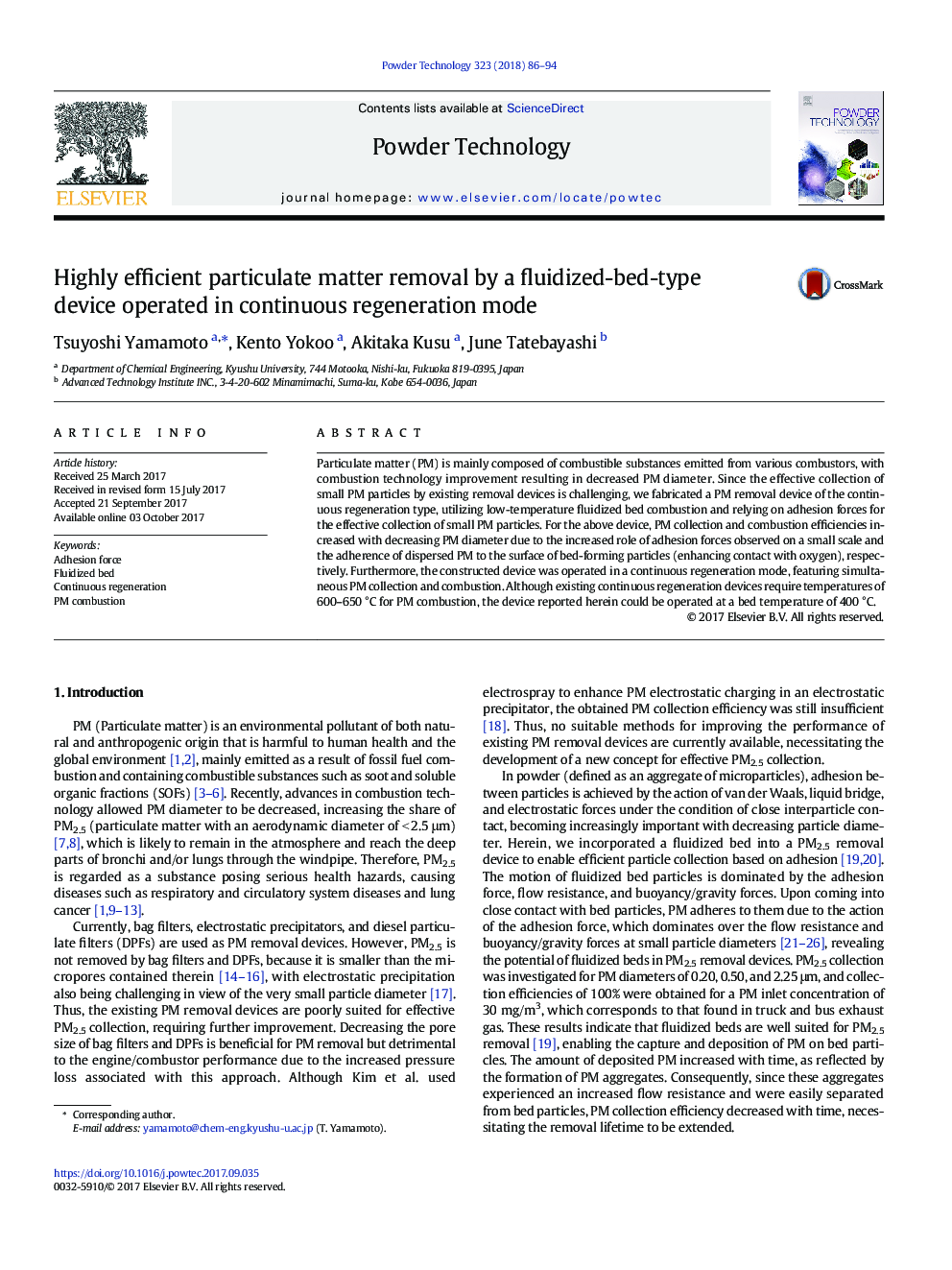 Highly efficient particulate matter removal by a fluidized-bed-type device operated in continuous regeneration mode