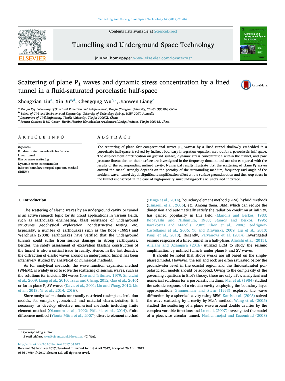 Scattering of plane P1 waves and dynamic stress concentration by a lined tunnel in a fluid-saturated poroelastic half-space