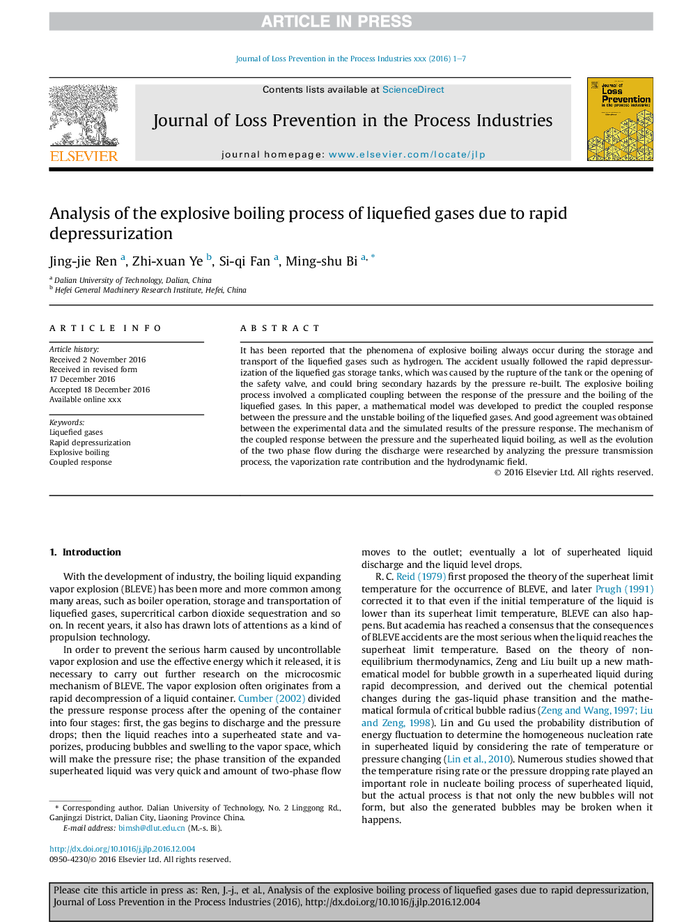 Analysis of the explosive boiling process of liquefied gases due to rapid depressurization