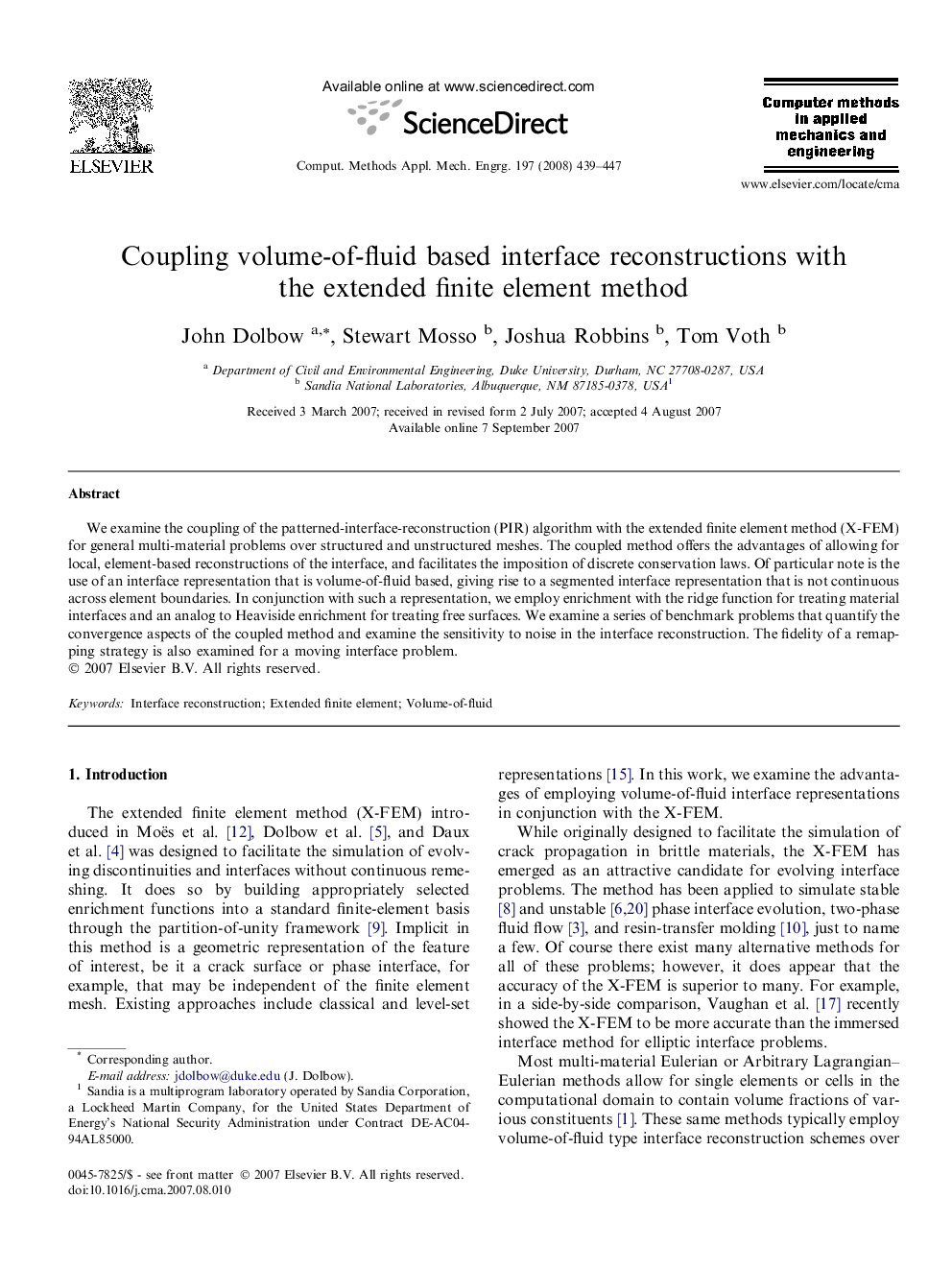 Coupling volume-of-fluid based interface reconstructions with the extended finite element method