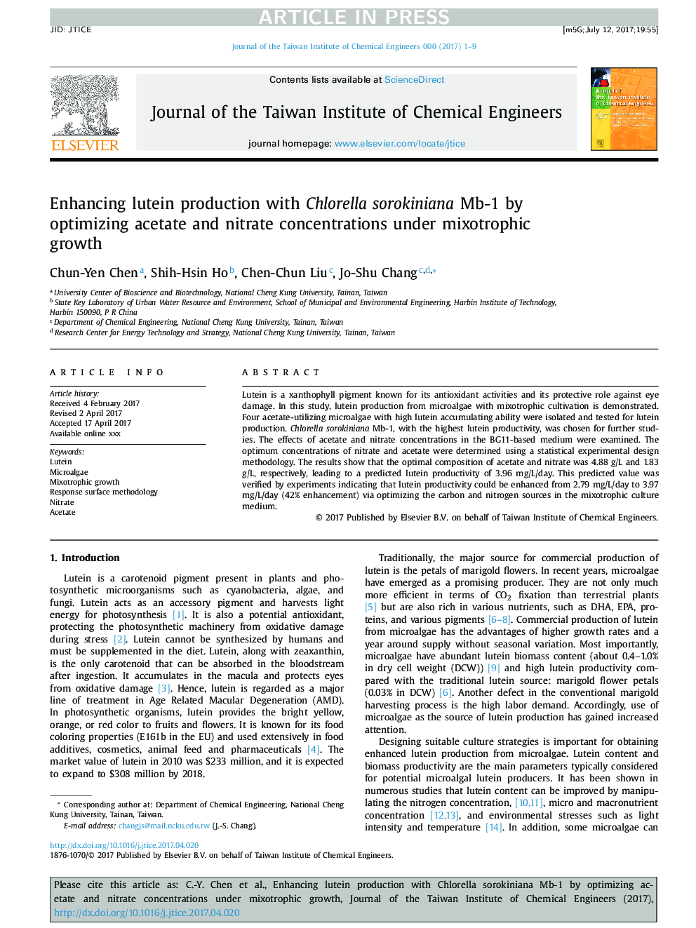 Enhancing lutein production with Chlorella sorokiniana Mb-1 by optimizing acetate and nitrate concentrations under mixotrophic growth