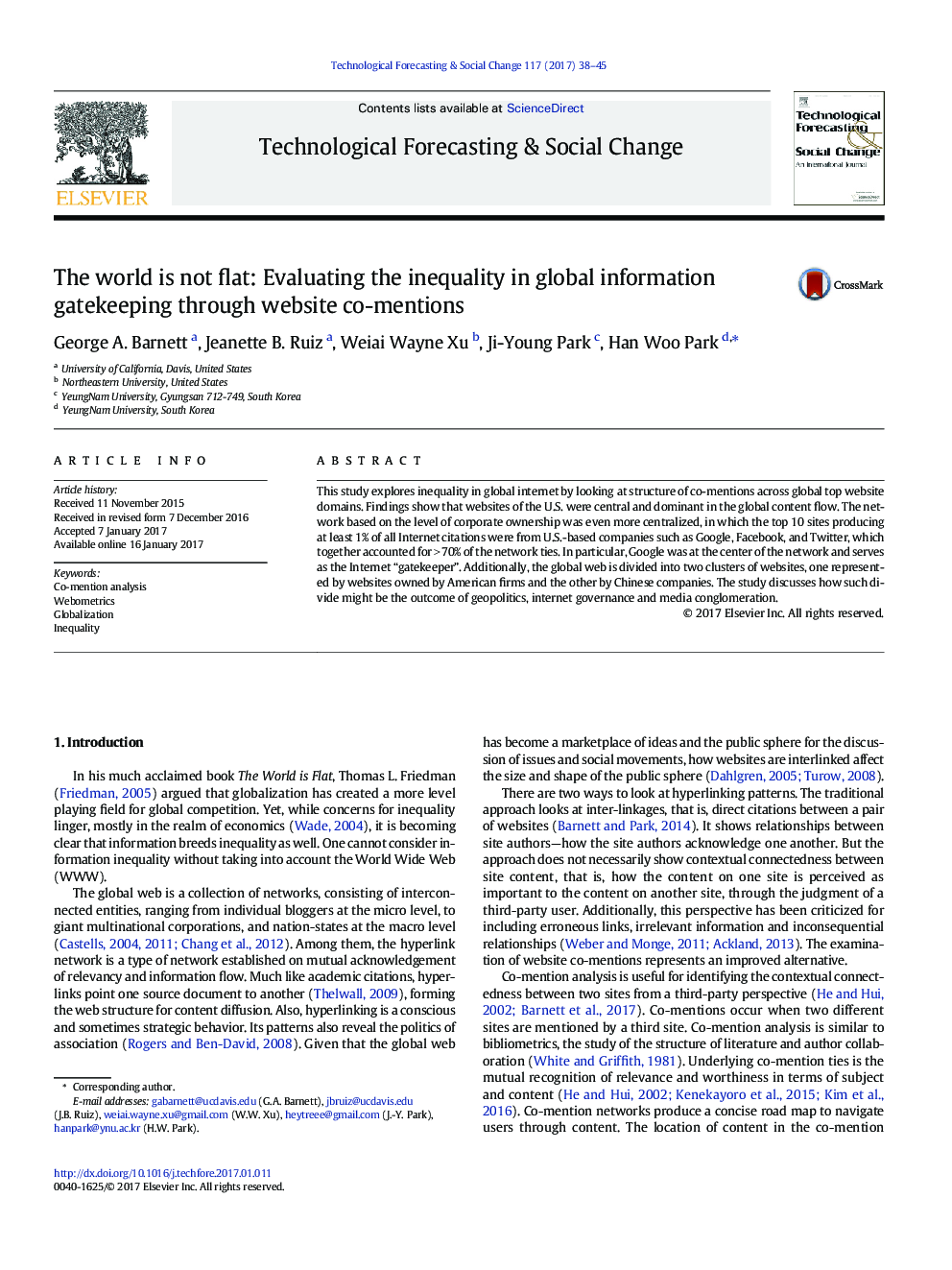 The world is not flat: Evaluating the inequality in global information gatekeeping through website co-mentions