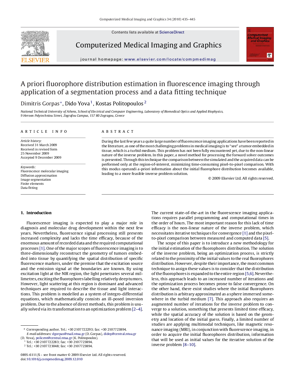 A priori fluorophore distribution estimation in fluorescence imaging through application of a segmentation process and a data fitting technique