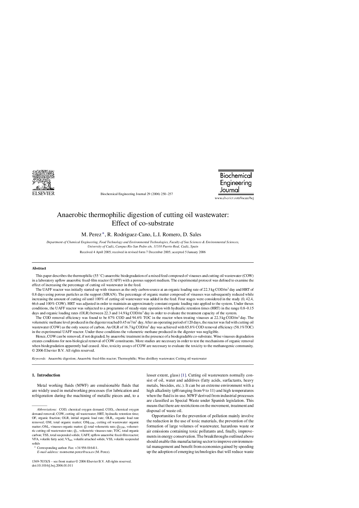 Anaerobic thermophilic digestion of cutting oil wastewater: Effect of co-substrate