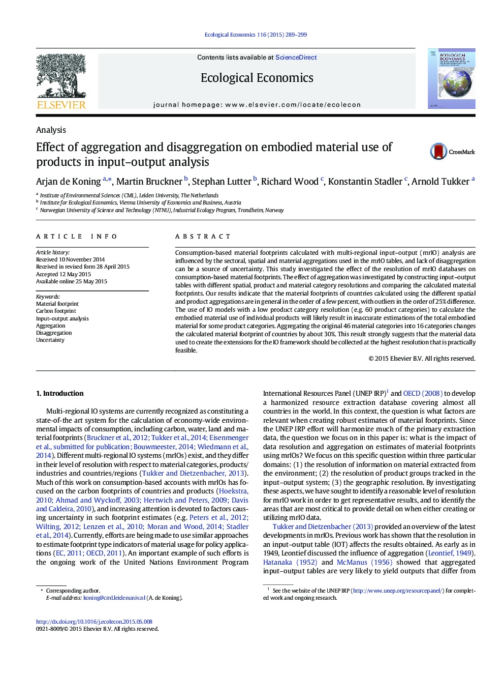 Effect of aggregation and disaggregation on embodied material use of products in input-output analysis