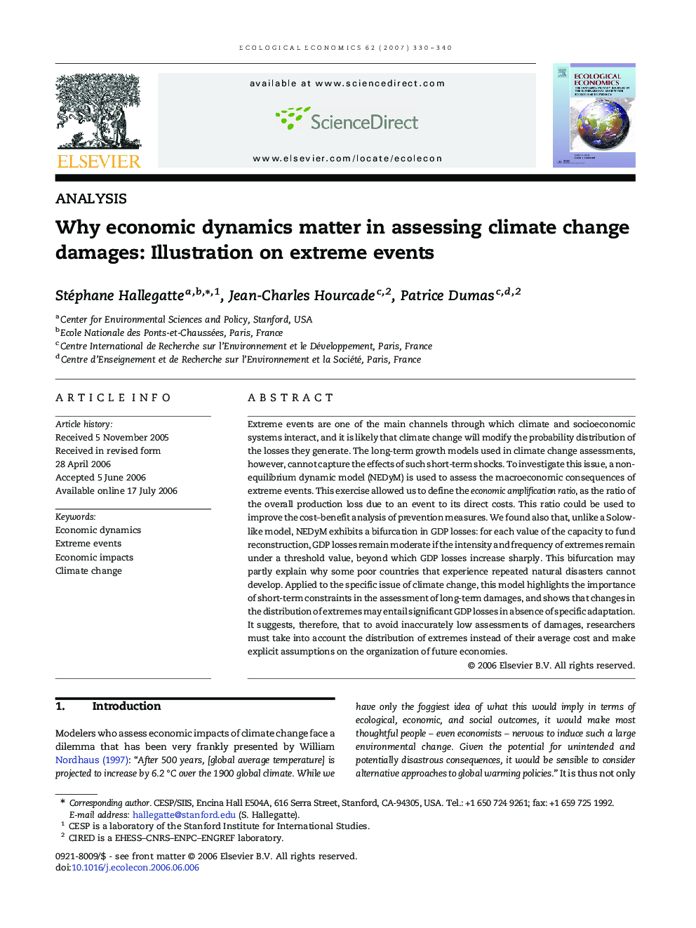 Why economic dynamics matter in assessing climate change damages: Illustration on extreme events