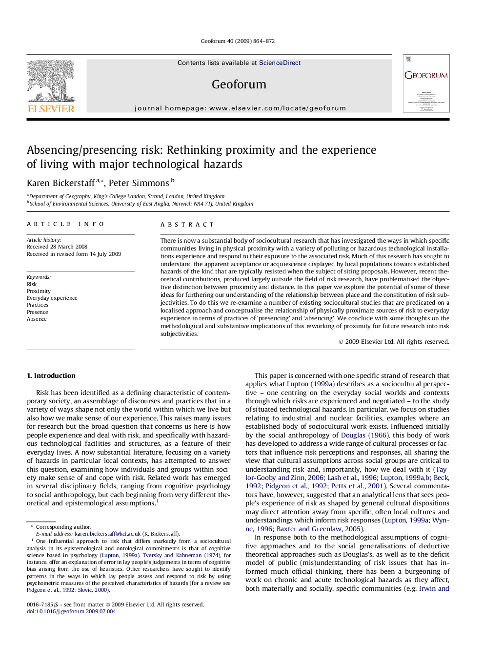 Absencing/presencing risk: Rethinking proximity and the experience of living with major technological hazards