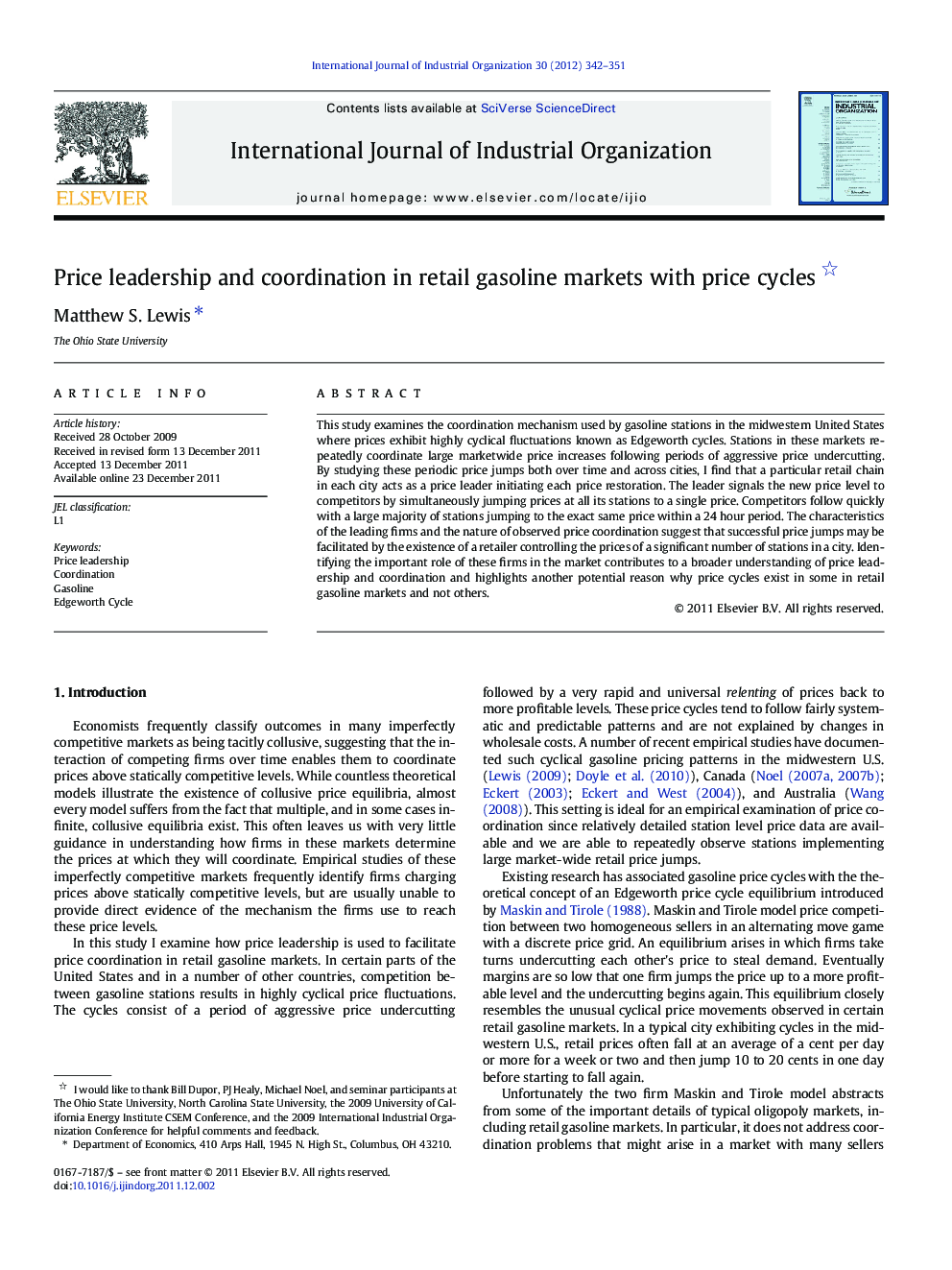 Price leadership and coordination in retail gasoline markets with price cycles