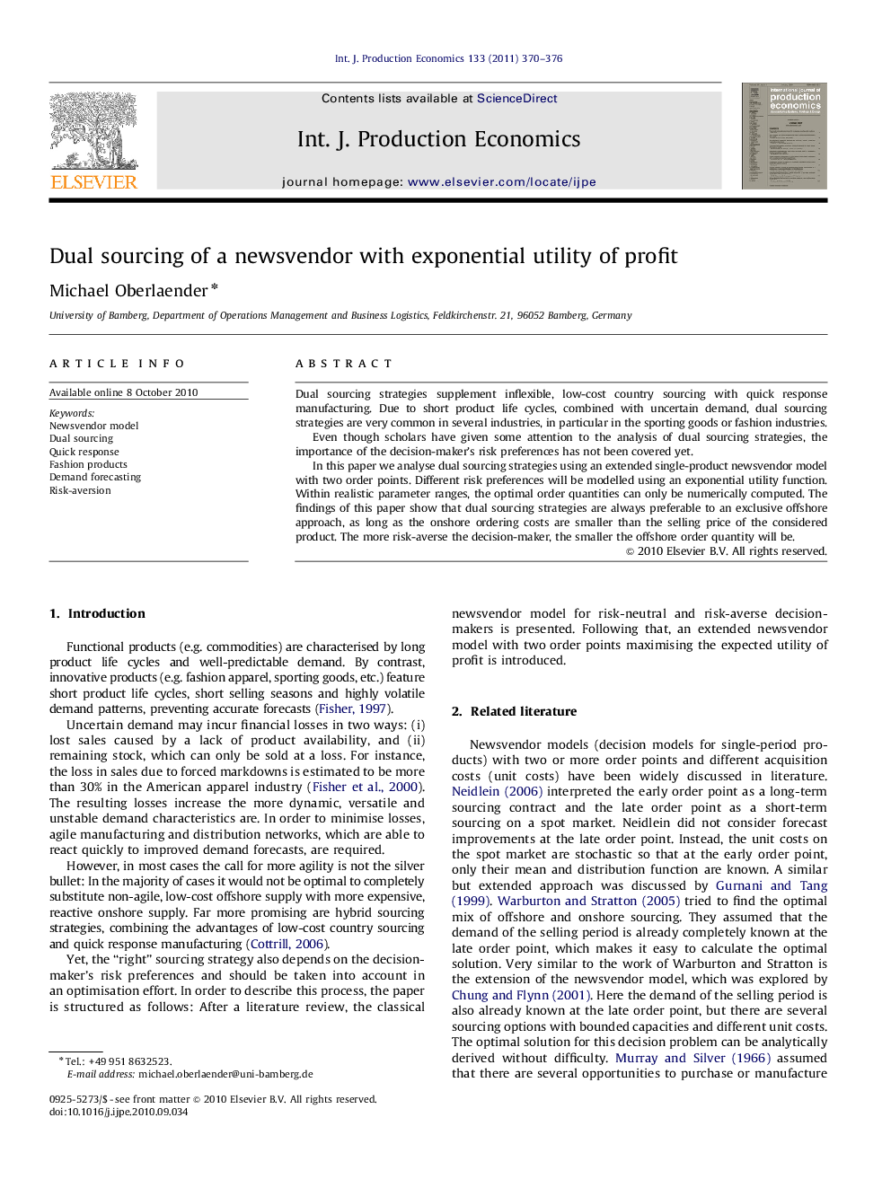 Dual sourcing of a newsvendor with exponential utility of profit