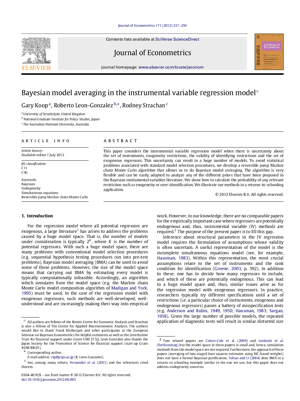 Bayesian model averaging in the instrumental variable regression model