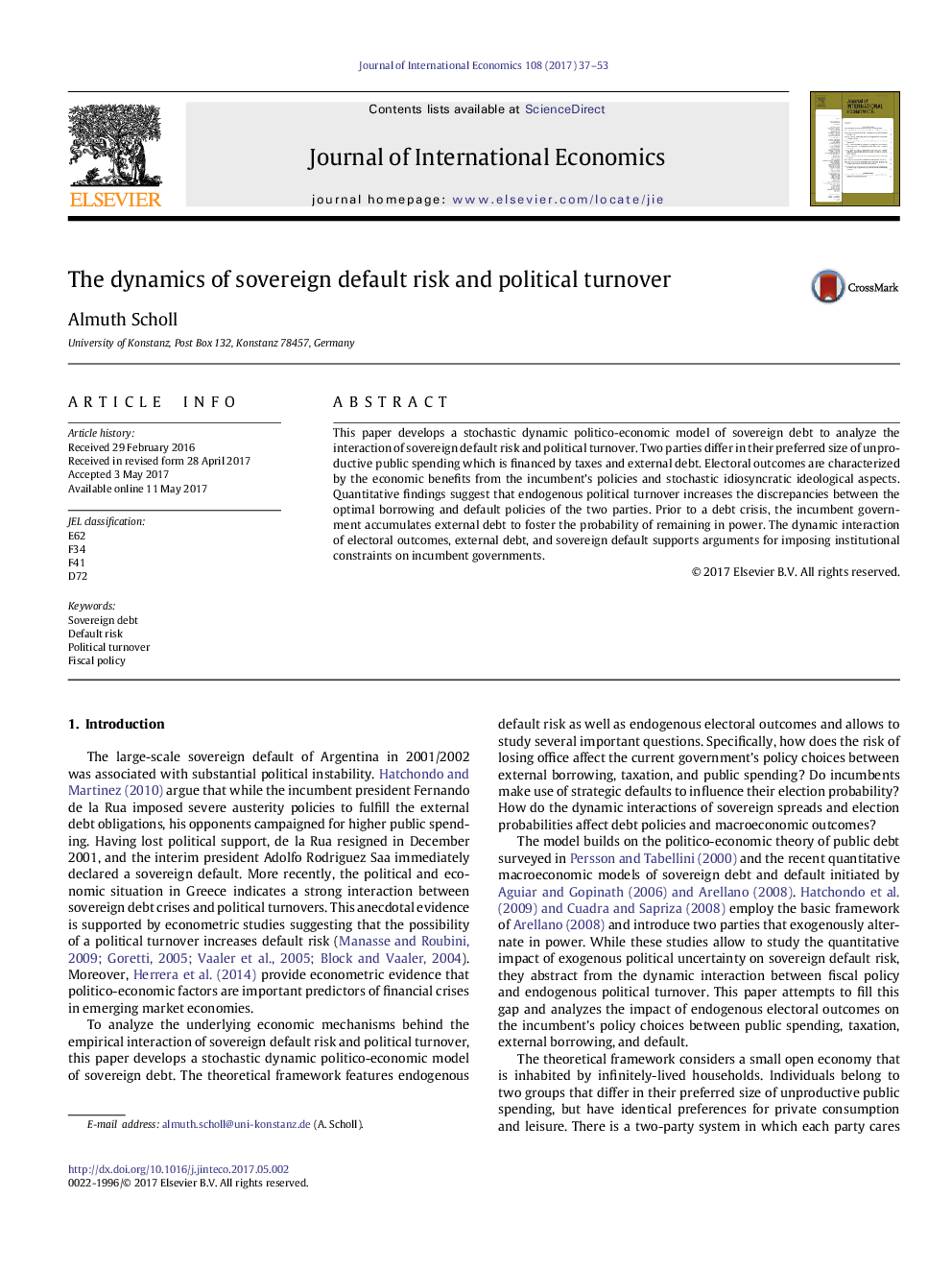 The dynamics of sovereign default risk and political turnover