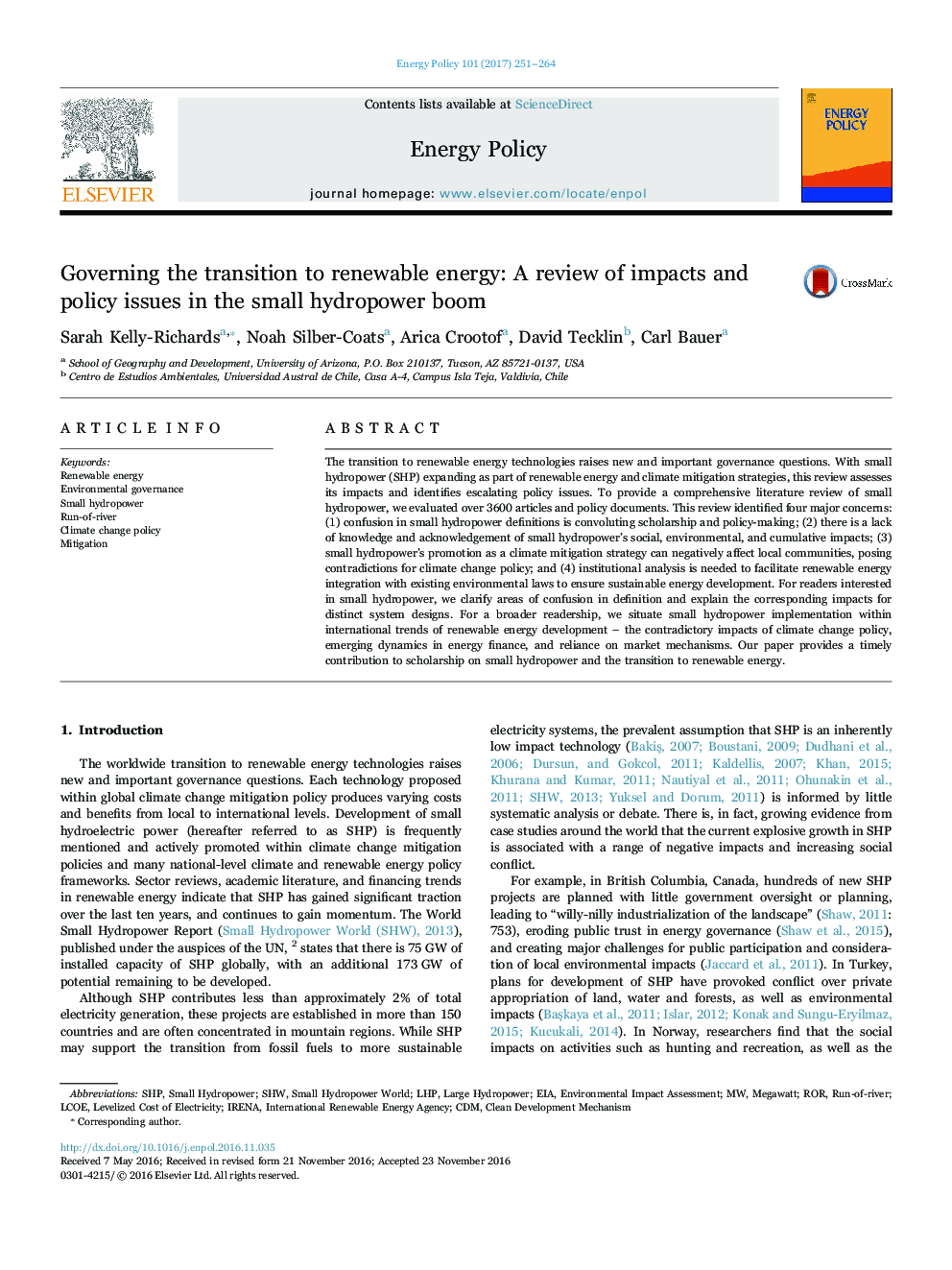 در حال گذار به انرژی تجدید پذیر: بررسی تاثیرات و مسائل مربوط به سیاست در رونق آبی کوچک 