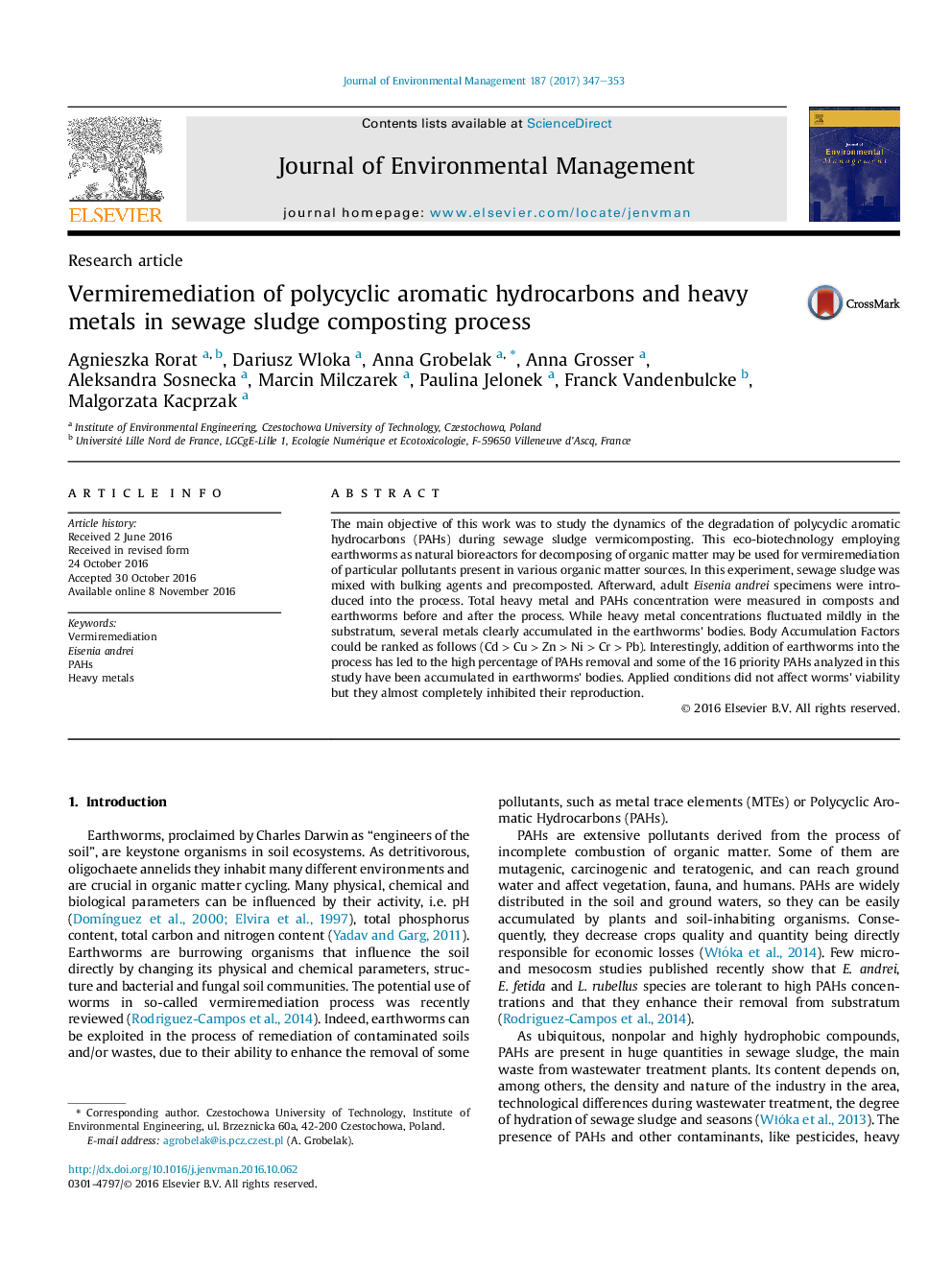 Vermiremediation of polycyclic aromatic hydrocarbons and heavy metals in sewage sludge composting process